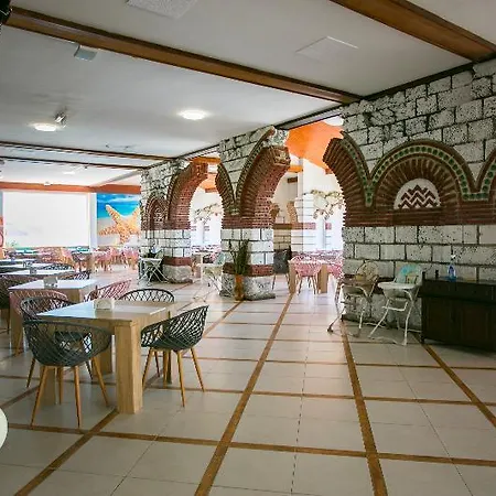 Ośrodek wypoczynkowy Villas Elenite Elenite