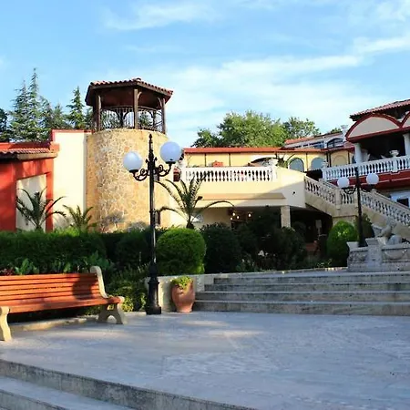 Villas Elenite