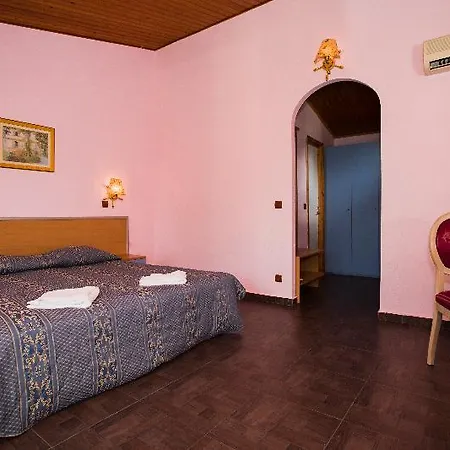 Θέρετρο Villas Elenite Elenite