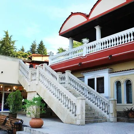 Θέρετρο Villas Elenite 3*