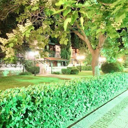 Villas Elenite 3*