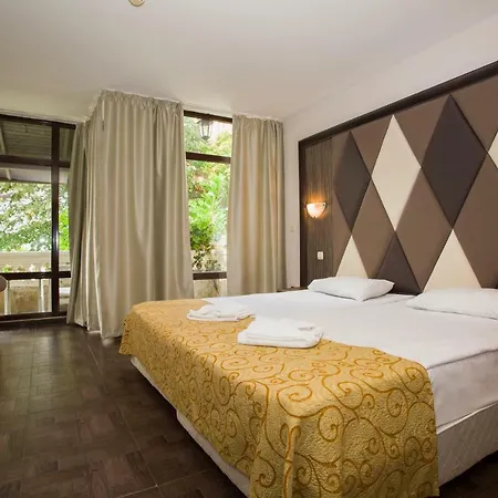 Villas Elenite Θέρετρο 3*